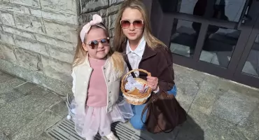 Święconka w jaworznickiej kolegiacie – co u Jaworznian w koszyczkach wielkanocnych?