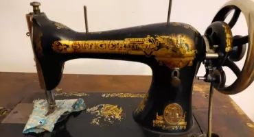 Oczywista Nieoczywistość – Odgłos. Maszyna do szycia czy krajalnica do chleba