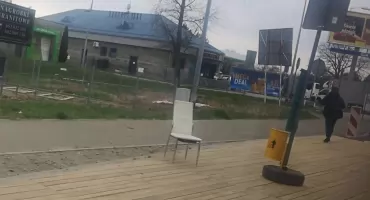 Przystanek autobusowy bez ławki? Ktoś znalazł rozwiązanie w Jaworznie