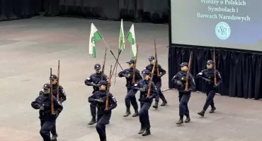 Wojewódzki Konkurs Pocztów Sztandarowych w Jaworznie 