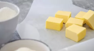 Masło za złotówkę? Co kryje się za promocjami