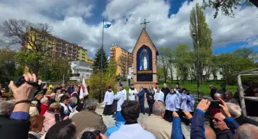 Kapliczka gietrzwałdzka w Jaworznie uroczyście poświęcona