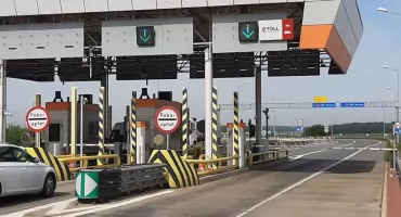 Planujesz wyjazd na majówkę kamperem lub autem z przyczepą? Sprawdź, czy za swój przejazd musisz zapłacić w e-TOLL.