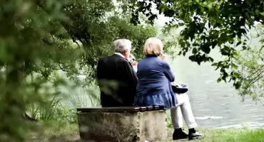 Zmiany w emeryturach stażowych: Czy mieszkańcy Jaworzna muszą szukać sprawiedliwości w stolicy?