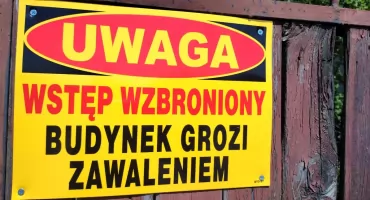 Opuszczone i zniszczone budynki w mieście. Kto odpowiada za bezpieczeństwo ruin i co decyduje o wysokości podatku?