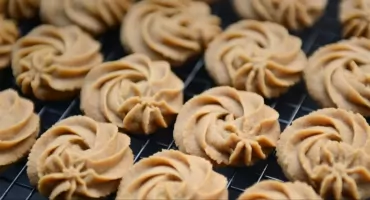 Jak wybrać maszyny do produkcji ciastek do swojej cukierni