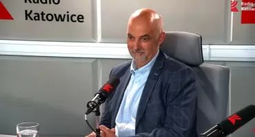 Prezydent Jaworzna o kluczowych wyzwaniach miasta. Fabryka aut elektrycznych, fuzja szpitali i obrona cywilna