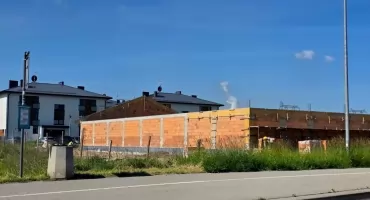 Budowa sklepu Dino przy Geosferze idzie w szybkim tempie. Są już ściany sklepu