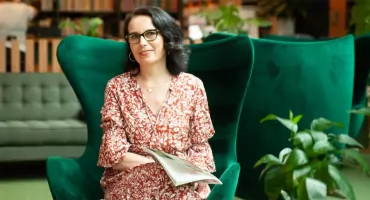 Papier czy e-book? Wiemy, co najchętniej czytają jaworznianie