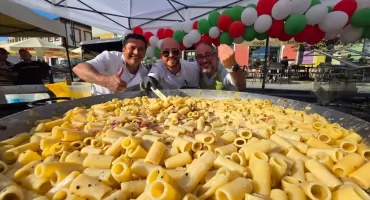 Włoska carbonara podbiła rynek w Jaworznie. Wydano aż 300 porcji makaronu