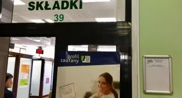 ZUS informuje: Wakacje składkowe z nowym wnioskiem RWS. Już ponad 4 miliardy złotych w kieszeniach przedsiębiorców z wakacji składkowych