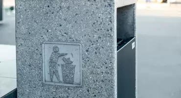 Jak wybrać betonowe kosze na śmieci do przestrzeni miejskiej