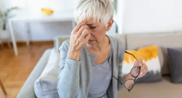 Zaćma coraz bardziej utrudnia codzienność? Czas sprawdzić możliwości leczenia