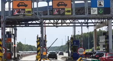 Koniec stania przy bramkach. Nowa aplikacja ma przyspieszyć przejazd autostradą A4