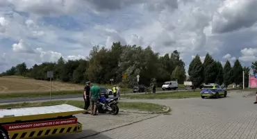 Kolizja samochodu z motocyklem