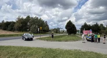 Doprowadził do kolizji z autem. 29-latek na motocyklu nie miał prawa jazdy