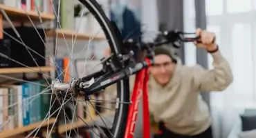 Jak samodzielnie kontrolować stan techniczny roweru?