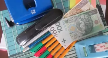 300 zł na wyprawkę szkolną wciąż do wzięcia. Rodzice mają czas do końca listopada