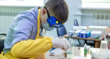 Jak skutecznie nadrobić zaległości z chemii i zacząć rozwiązywać zadania ze zrozumieniem?