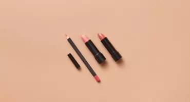 Jak stworzyć własną markę kosmetyczną w modelu private label?