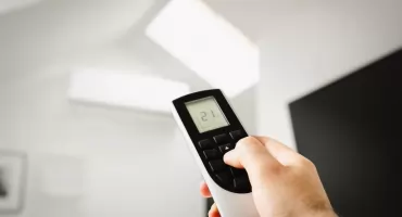 Jak działa i ile kosztuje klimator ewaporacyjny