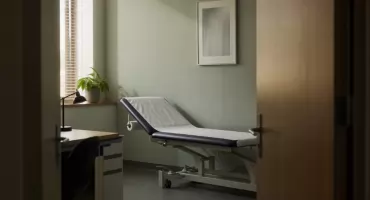 Potencjał w umowie z NFZ — harmonogramy, personel i sprzęt, których nie zgłasza się po fakcie