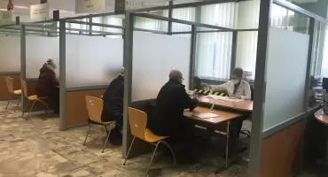 Miliony Polaków pytają o swoją przyszłość u doradców emerytalnych ZUS