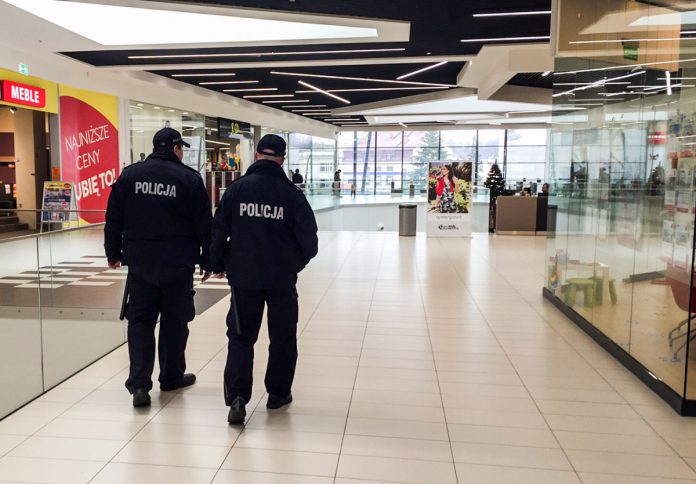 Po atakach w Brukseli wzmożone patrole policji