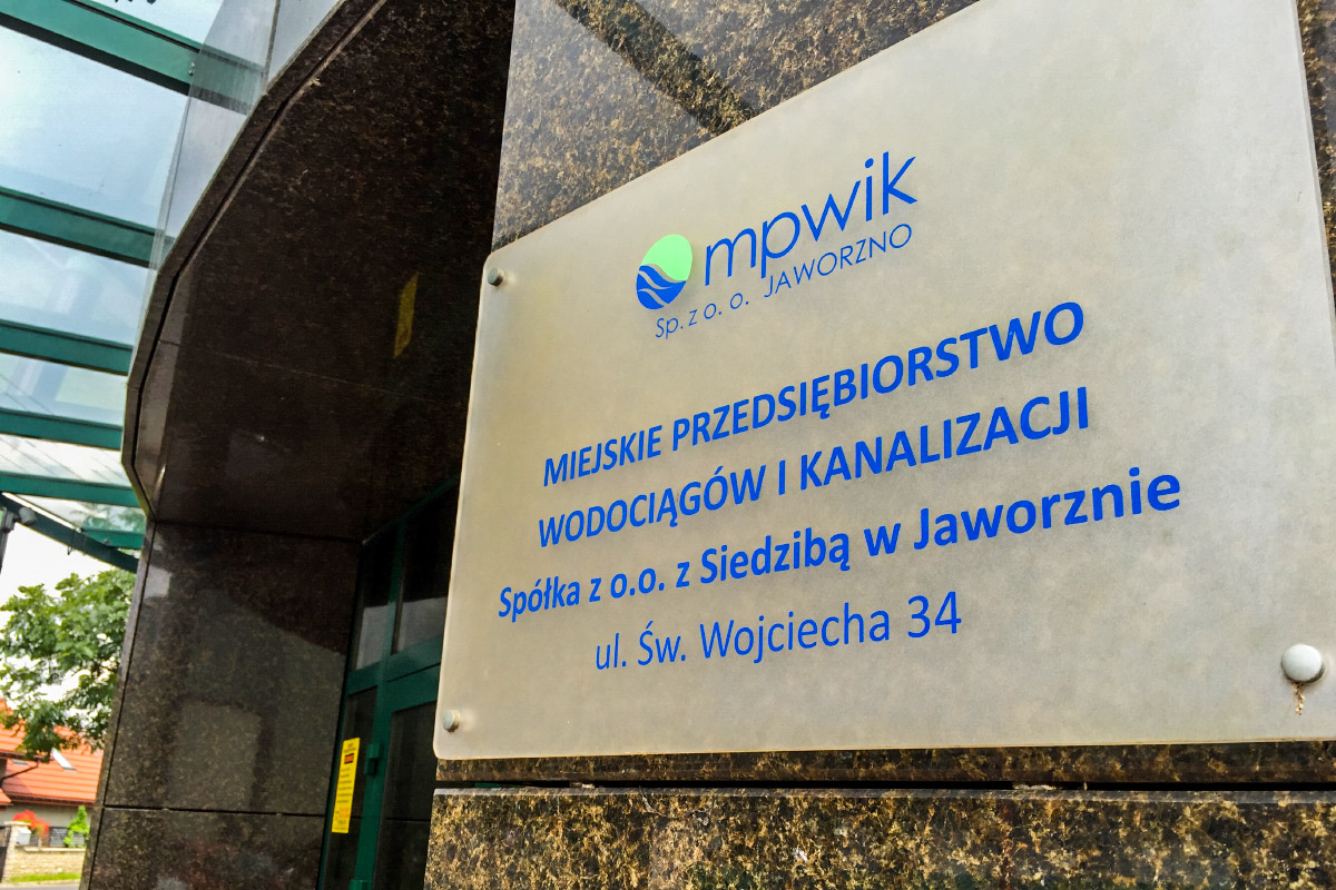 Już tylko dwa miesiące zostały właścicielom nieruchomości zlokalizowanych w dzielnicach Bory i Warpie, a także przy ul. Koniówka i Lipnika na podłączenie się do miejskiej kanalizacji.