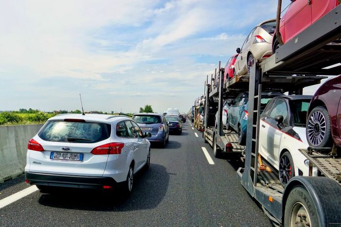 Co Trzeba Wiedzieć Decydując Się Na Transport Samochodu Zza Granicy? | Jaworzno - Portal Społecznościowy - Jaw.pl