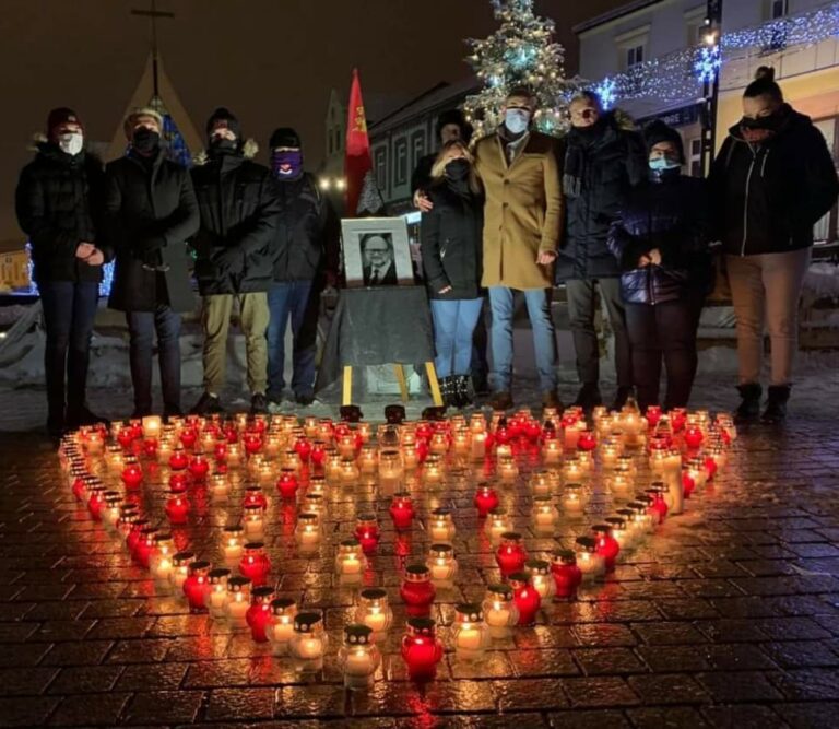 Jaworznianie oddali hołd Pawłowi Adamowiczowi, zamordowanemu prezydentowi Gdańska